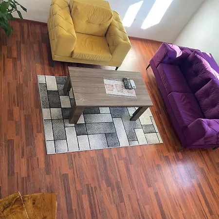 Urban Wing Apartment